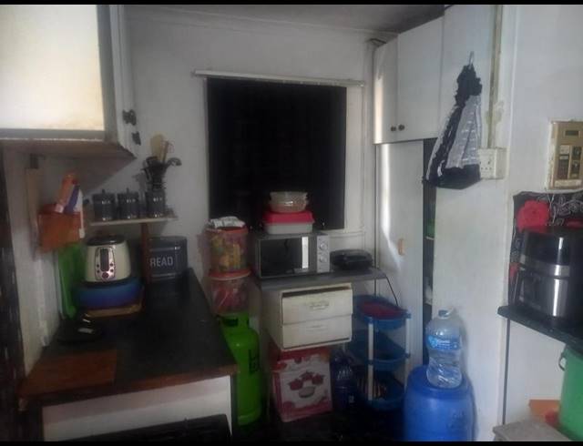 2 BEDROOM HOUSE FOR SALE IN PHOENIX